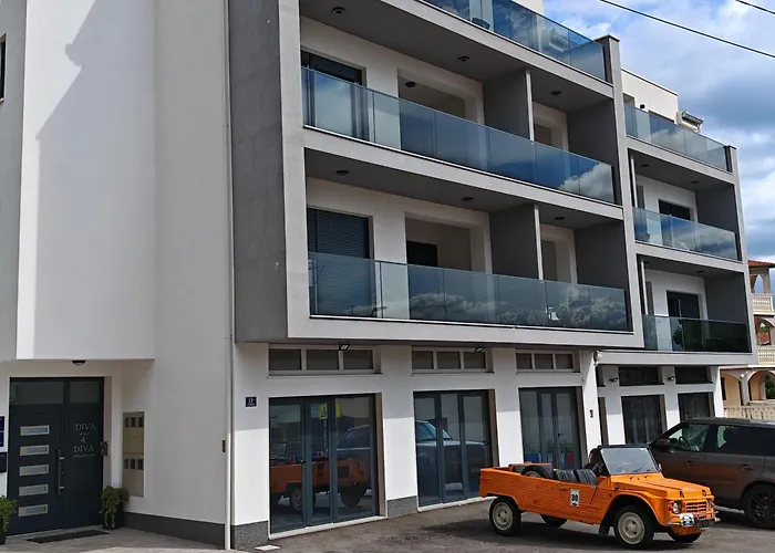 Modern Luxury Apartment Diva 1 , 4 Stars, Ciovo, Okrug