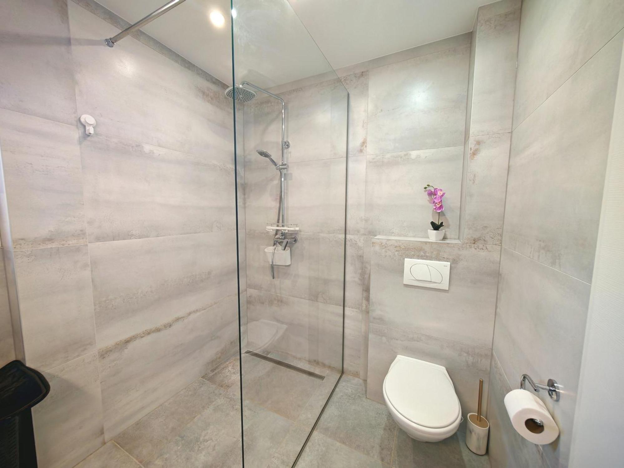 Modern Luxury Diva 1 , 4 Stars, Ciovo, Okrug